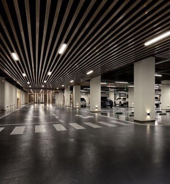 PARKING FOR SALE 840 M2 DINAMO STADIUM 1,200,000 EURO