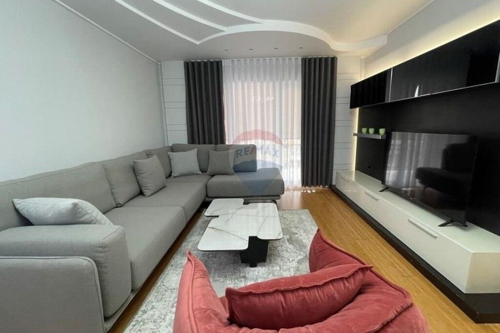 Apartament - Për Qira - Ambasada Amerikane, Tiranë(ID: 530181090-105)