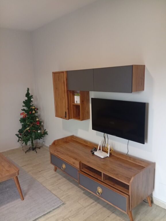 🏠Jepet me Qera Apartament 1+1 ne 5 Maji ,pas Concordit