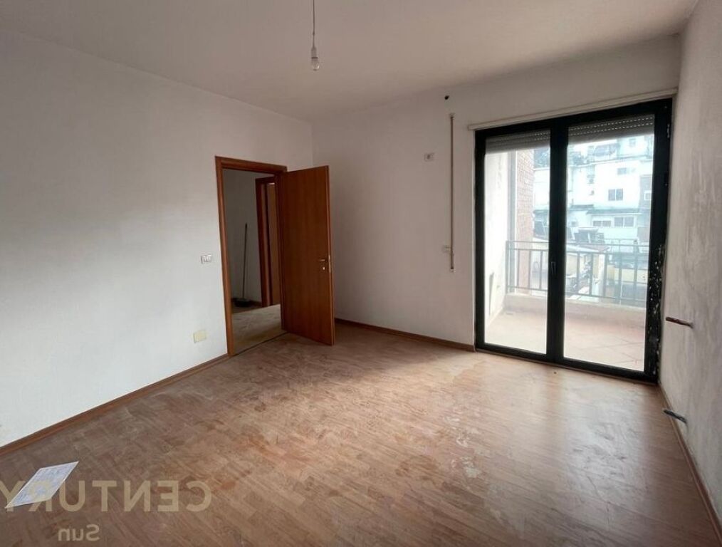 Appartamento 3+1+2 bagni + 3 balconi in vendita, mai abitato prima, sopra il centro Kristal 135 m²!!! 250.000 €
