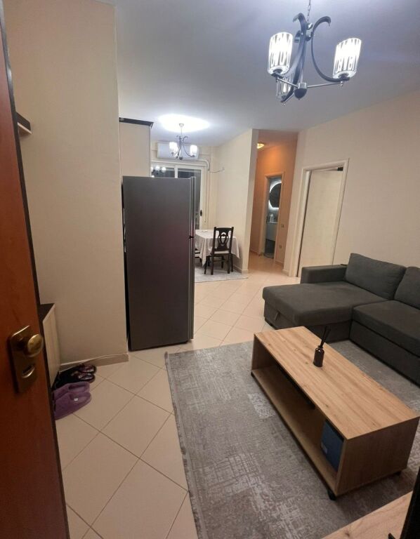 🏡 Shitet Apartament 1+1 – Rruga Peti, Liqeni i Thatë