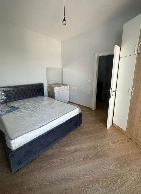 VENDITA UNITÀ COMMERCIALE PRESSO FARMACIA 10