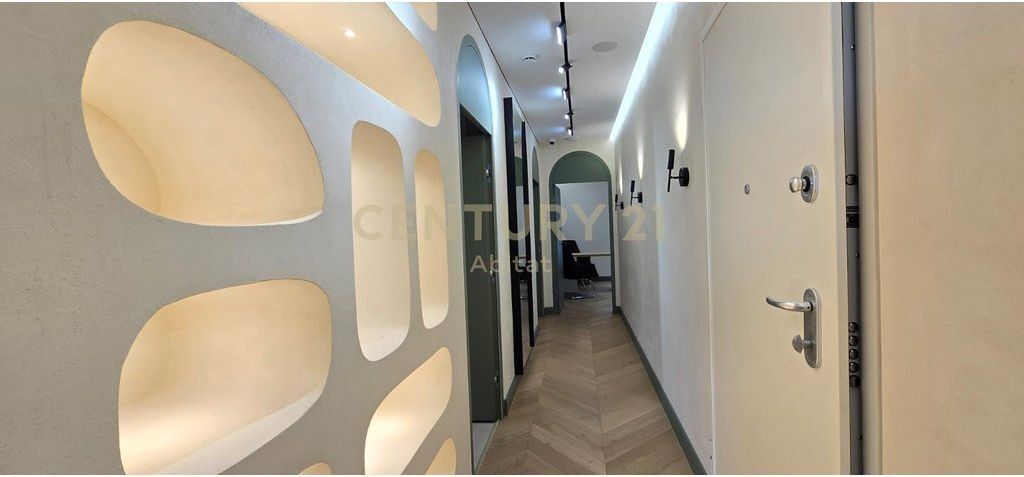 KLINIKË OSE ZYRË PËR QERA -- RESIDENCA ALTANA -- AMBIENT SUPER PREMIUM