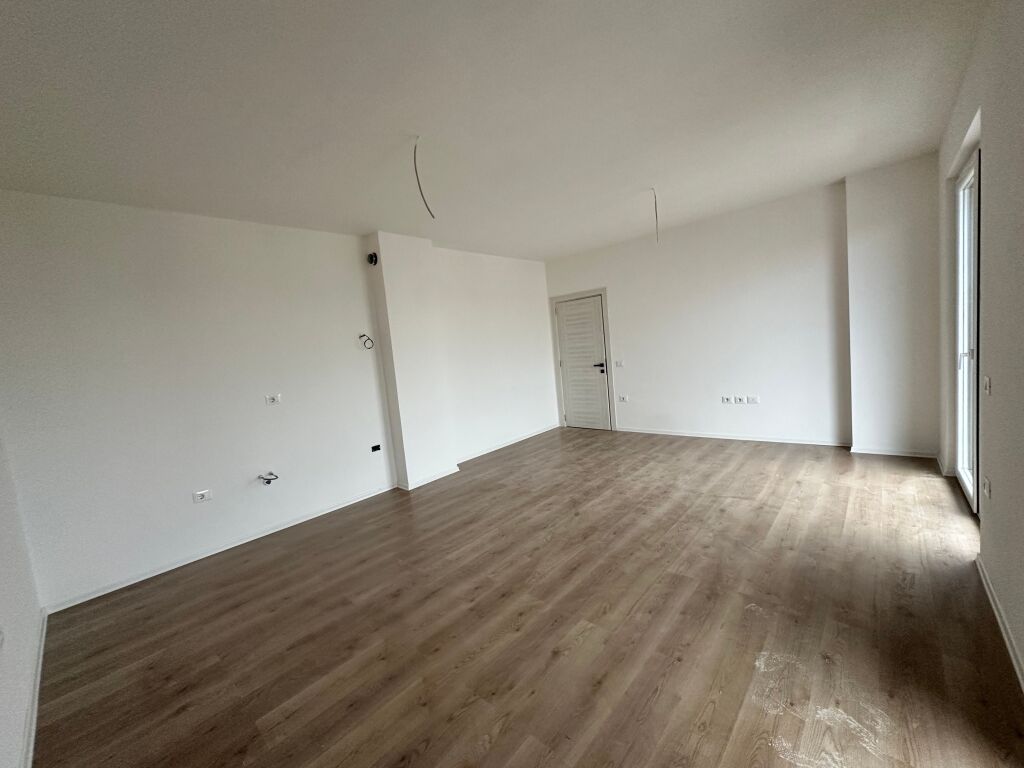 Apartament 1+1 per Shitje ne Paskuqan , Prane Unazes se Madhe