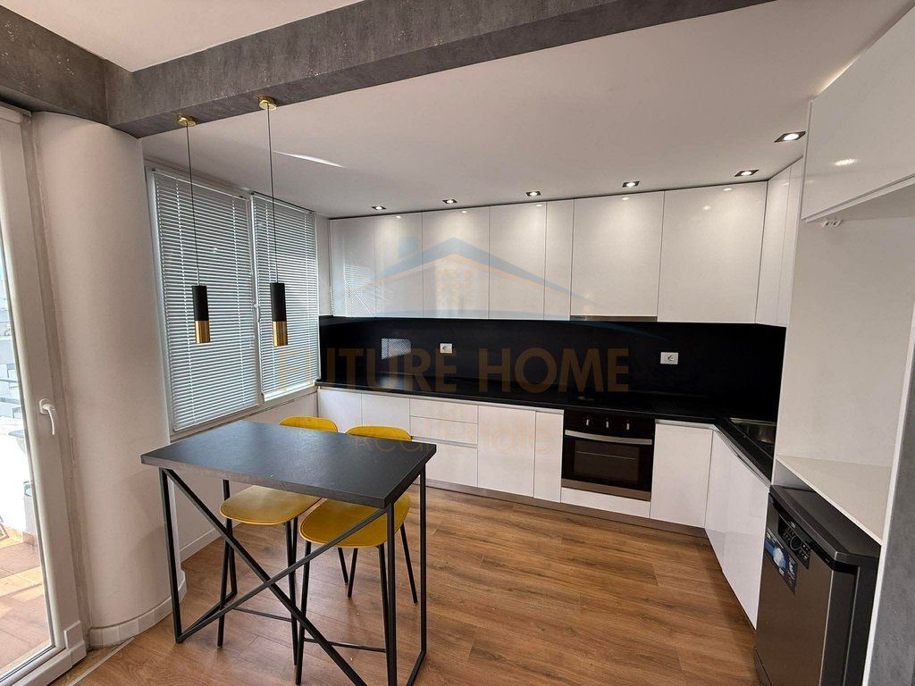 Rent, Apartment 2+1+2, 21 Dhjetori, Tirane