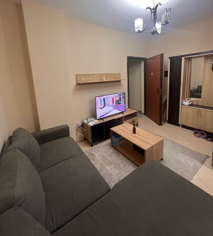 🏡 Shitet Apartament 1+1 – Rruga Peti, Liqeni i Thatë