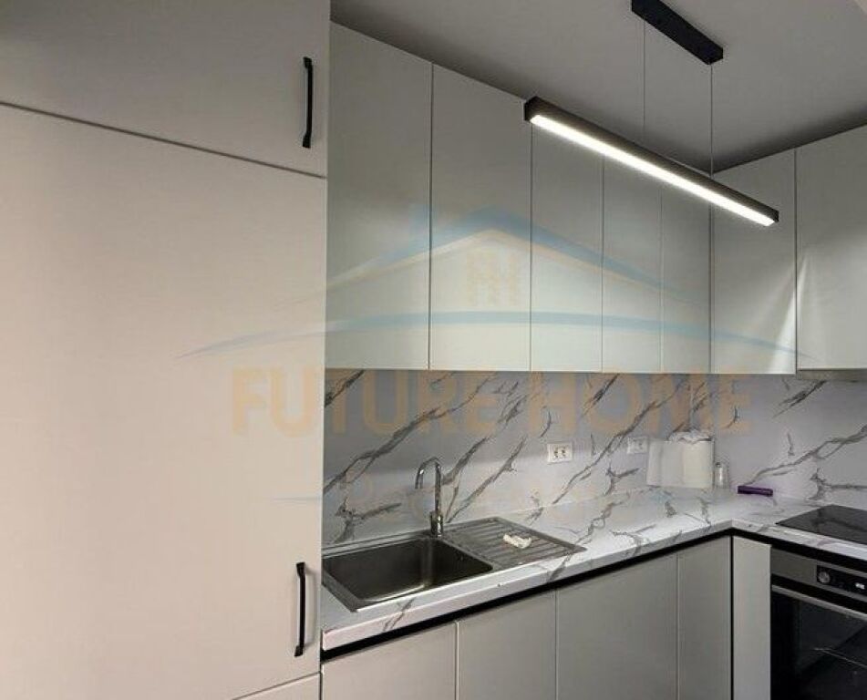 Qira, Apartament 2+1, Stadiumi Dinamo, Tirane