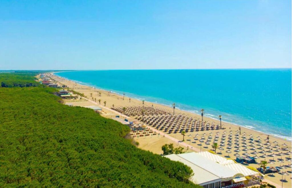 Opportunity/Land for sale in Spille Beach