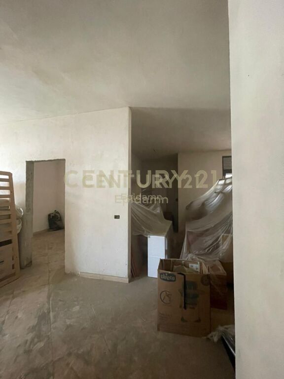 Villa for Sale on Aleksander Goga Street, Durrës - 160,000€ | 411 m² 160,000 €