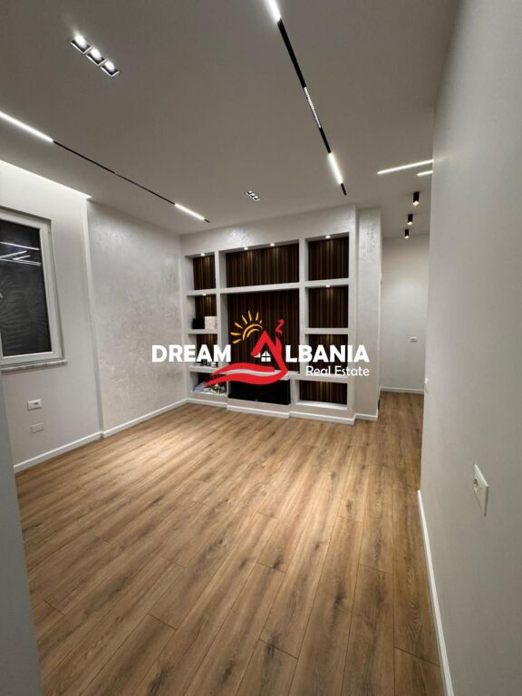 Shitet apartament 1+1 ne Astir prane Vila L (ID 41111203)