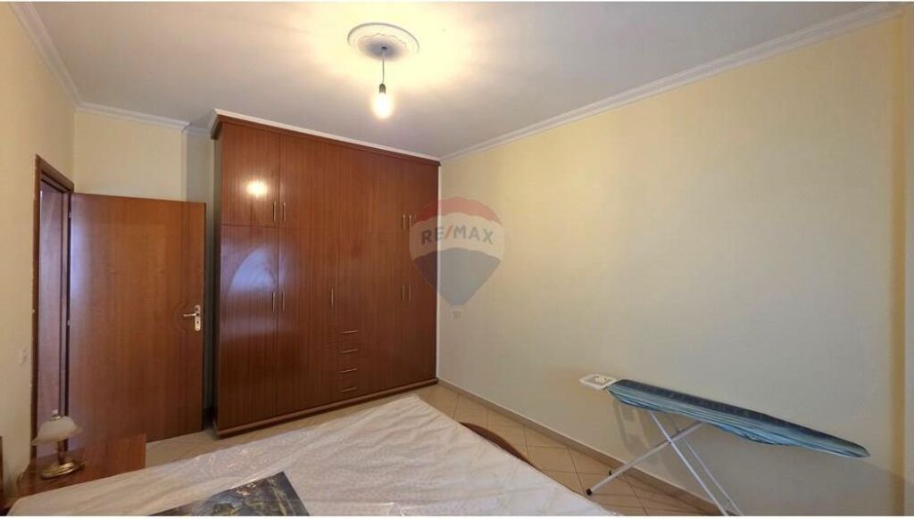 🏡 APARTMENT 2+1 FOR RENT – VLORË