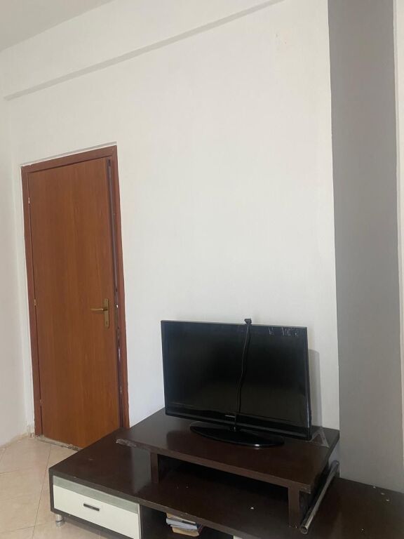 Jepet apartment me qera