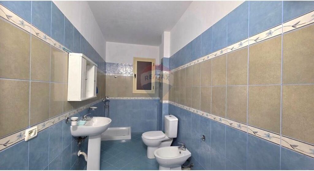 🏡 APARTMENT 2+1 FOR RENT – VLORË