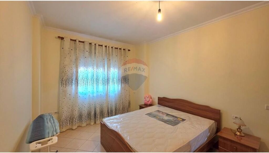 Apartament 2+1 me qera,Vlore