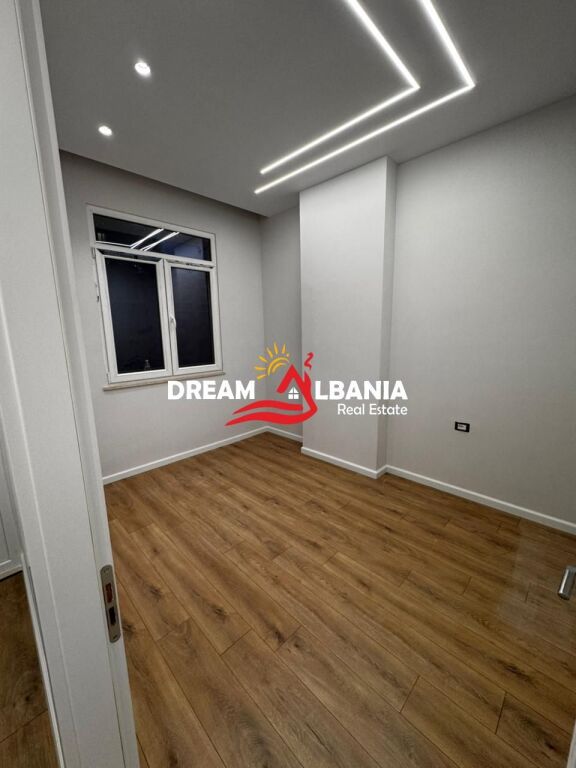 Shitet apartament 1+1 ne Astir prane Vila L (ID 41111203)