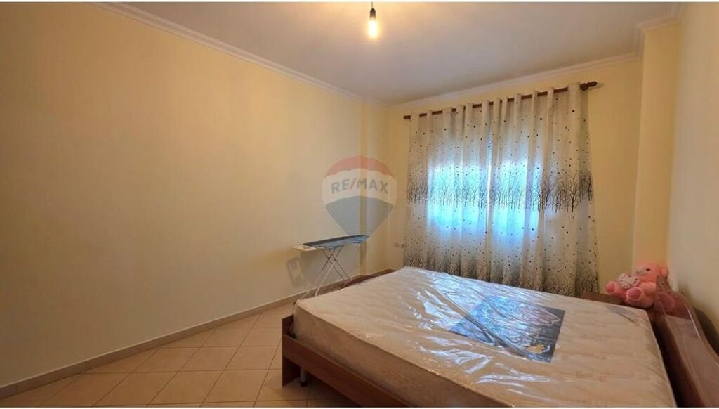 Apartament 2+1 me qera,Vlore