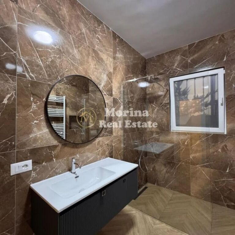 Affitto | Villa 2 + 1 | Via Elbasan | 1000 €/mese