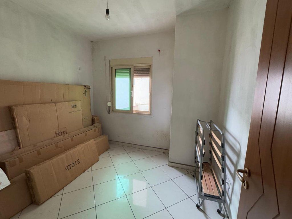 SHITET APARTAMENT 2+1 NE RRUGEN TRANSBALLKANIKE!