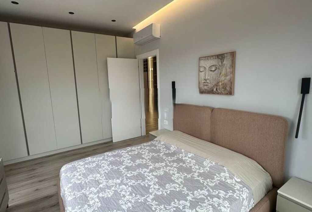 Appartamento 2+1+2 in affitto a Pazari i Ri, Tefta Tashko.