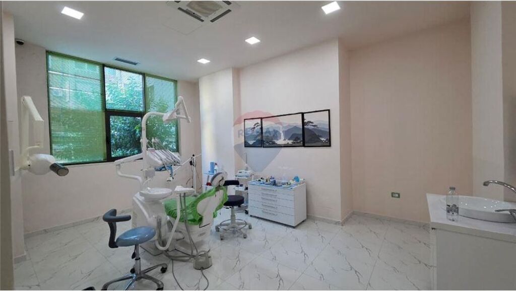 🏥 Klinikë Dentare në Shitje – Investim Premium në Vlorë