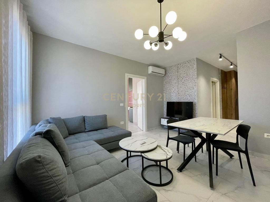 APARTAMENT 2+1 PER QIRA TEK TRIO TOWER, DON BOSKO ! 750 € /Muaj