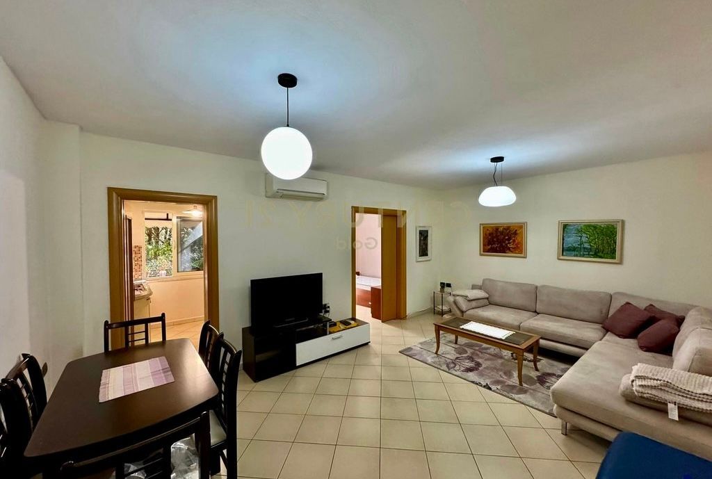 Appartamento in affitto 2+1 in Via Durazzo