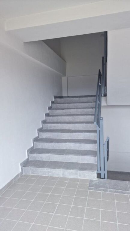 KAPANON ME QERA 720 M2 VAQARR 2.200 EURO