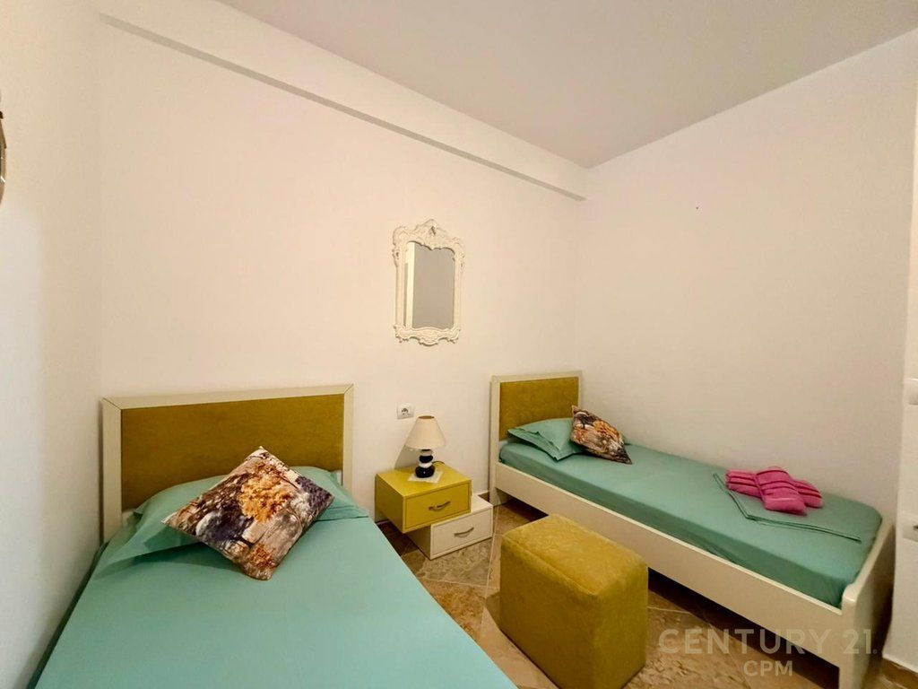 SHITET APARTAMENT 2+1 NE VIJE TE PARE ME DETIN NE LUNGOMARE