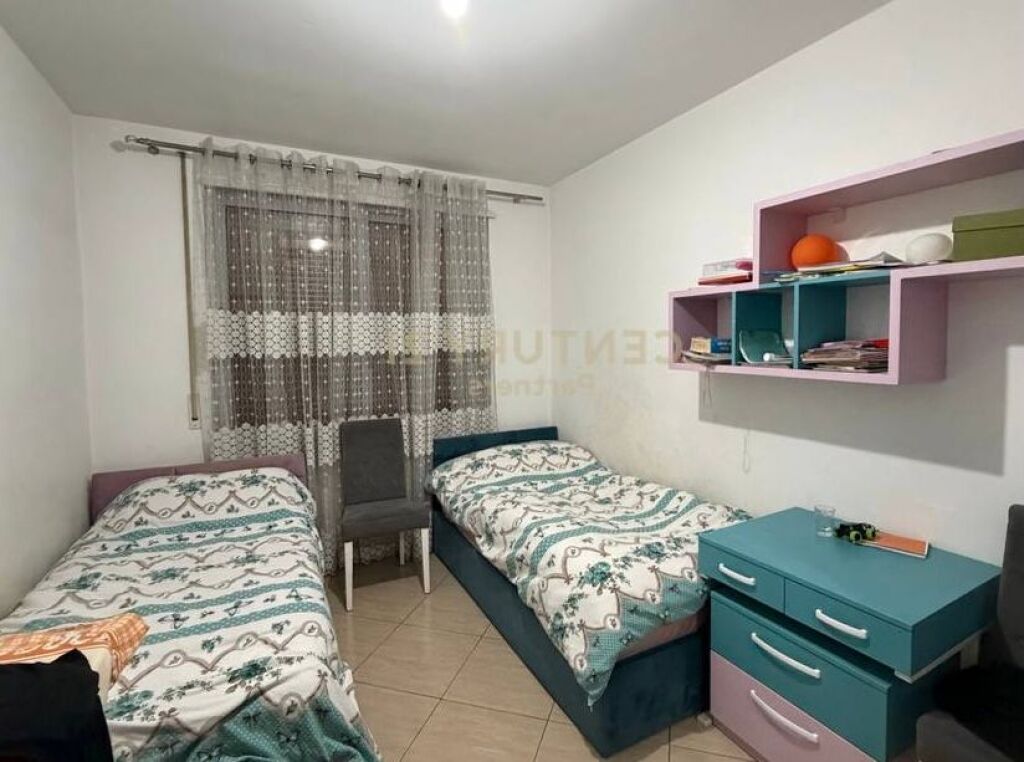 VENDIAMO APPARTAMENTO 3+1+2 A ASTIR VICINO AL RONDO! 153.000 €