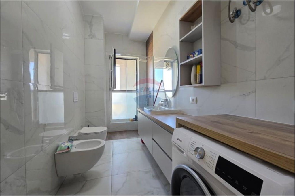 Apartment for sale 2+1+2 + parking space at New Boulevard