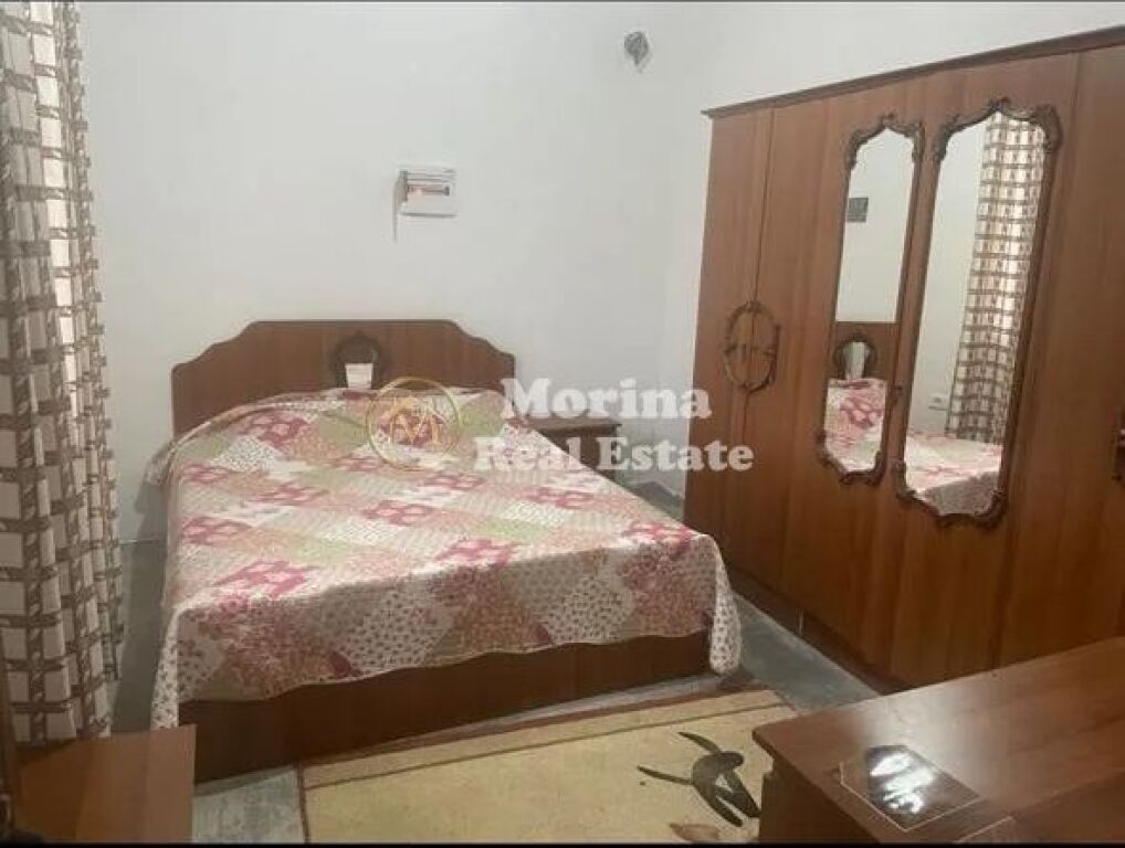 Shitje | Vilë 3 kateshe | Kombinat | 130000 €