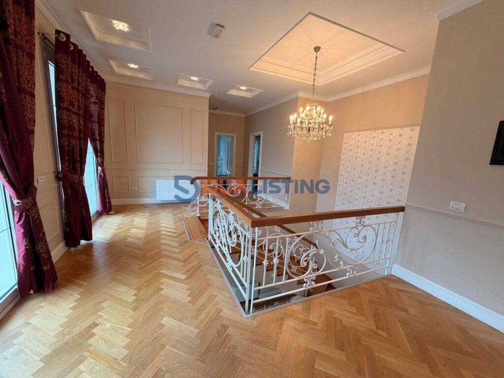 VILLA WITH SWIMMING POOL FOR RENT IN THE SAUK AREA, FANTASTIC CITY VIEW