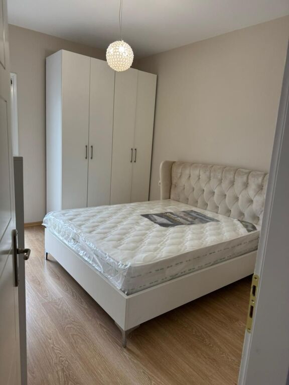Apartament 2+1 per qira tek Kopeshti Botanik.