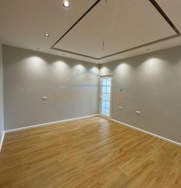 For sale, Apartment 3+1+2+ parking space, Fresku, Tirana.