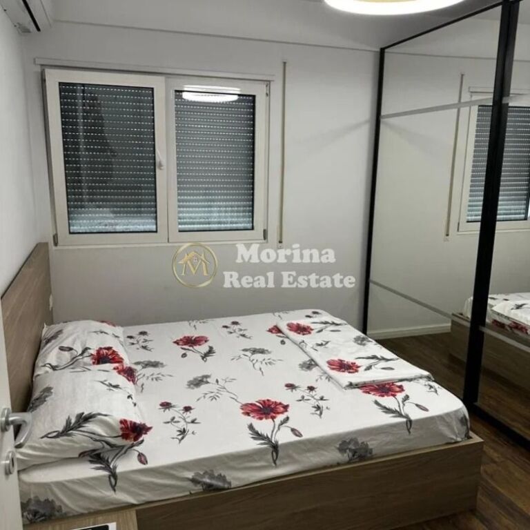 Affitto | Appartamento 1 + 1 | Comune di Parigi | 700 €/mese