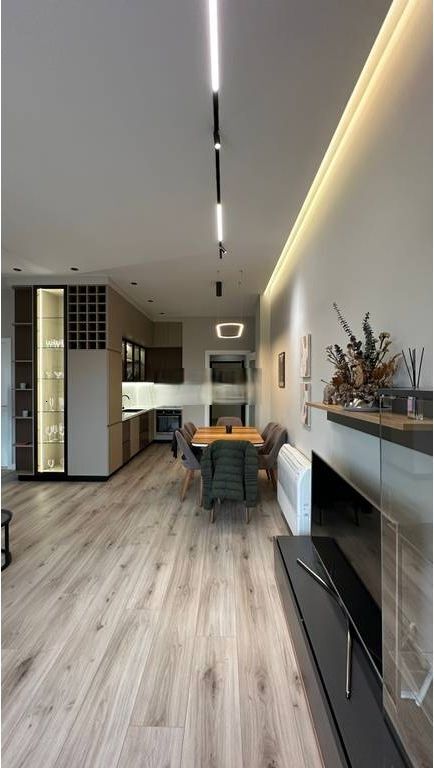 In affitto appartamento 2+1+2 a Pazari i Ri, Tefta Tashko.