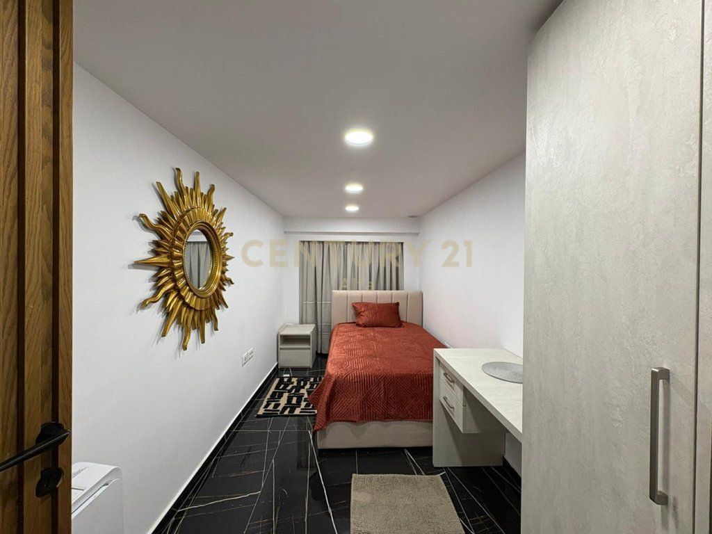 JEPET ME QIRA APARTAMENT 2+1 – ISH FUSHA E AVIACIONIT!
