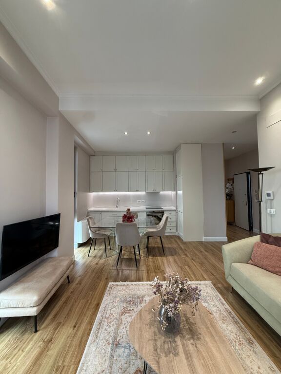 🏠FOR RENT Super Apartment 2+1+2+balcony 📍Park Gate, Elbasan Street 🏢New building, well managed 🛋️Modern furniture✨  💶 Price: 1500€   