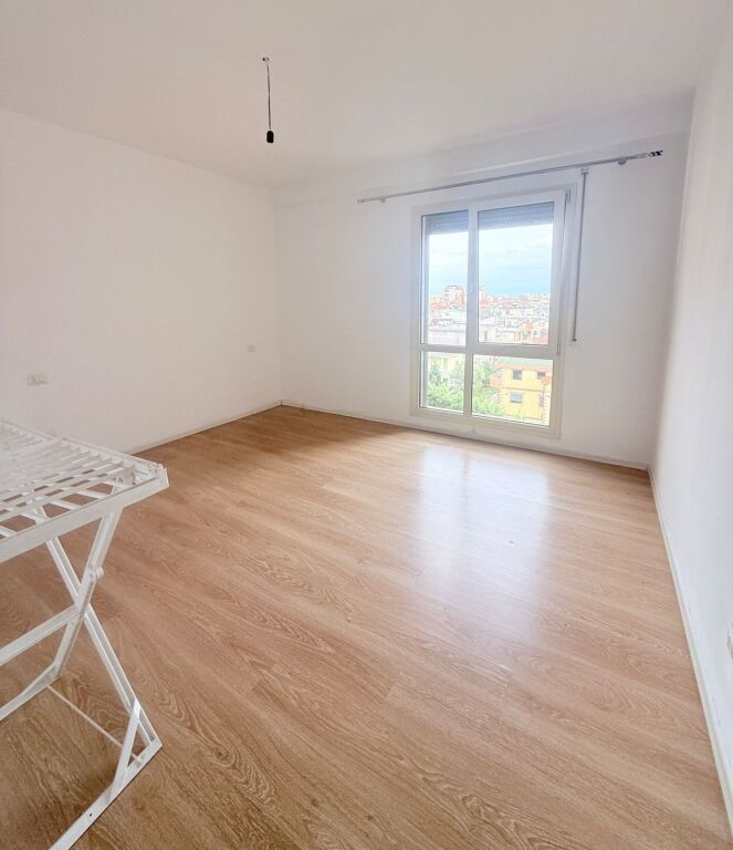 SHITET APARTAMENT 3+1+2 PLUS DEPO TEK PORT VIEW,DURRES