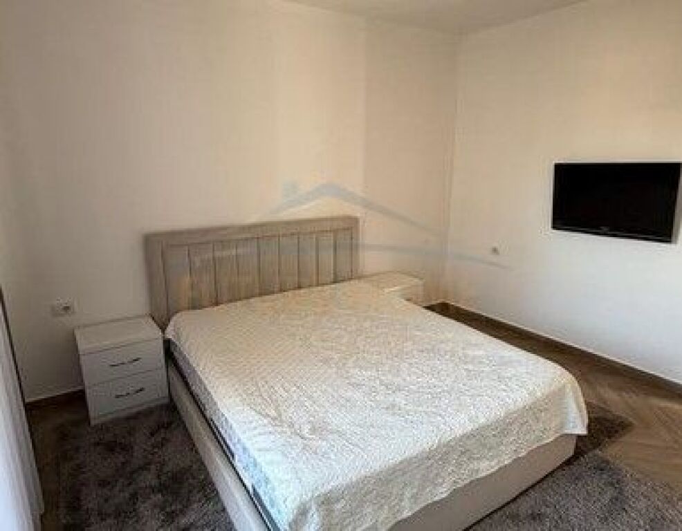 Affitto, Appartamento 1+1+Posto Auto, Via 5 Maji, Tirana