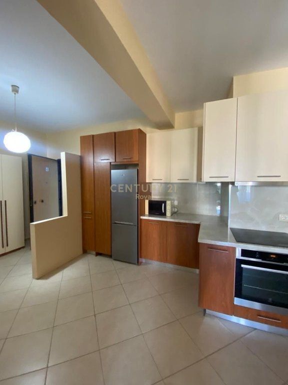 Jepet me Qira Apartament 2+1+2 – Zogu i Zi