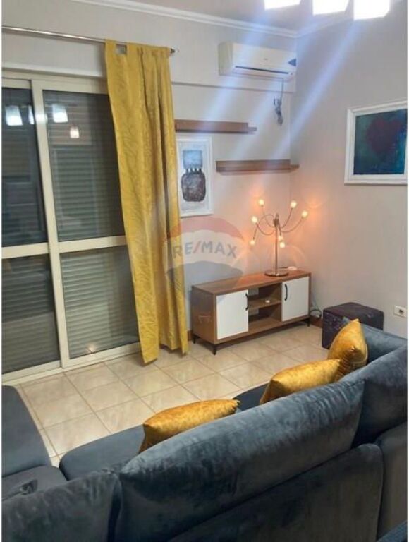 Apartment 1+1 for rent on Barrikada Street !
