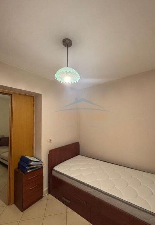 Affitto, Appartamento 2+1, Via Durazzo, Tirana