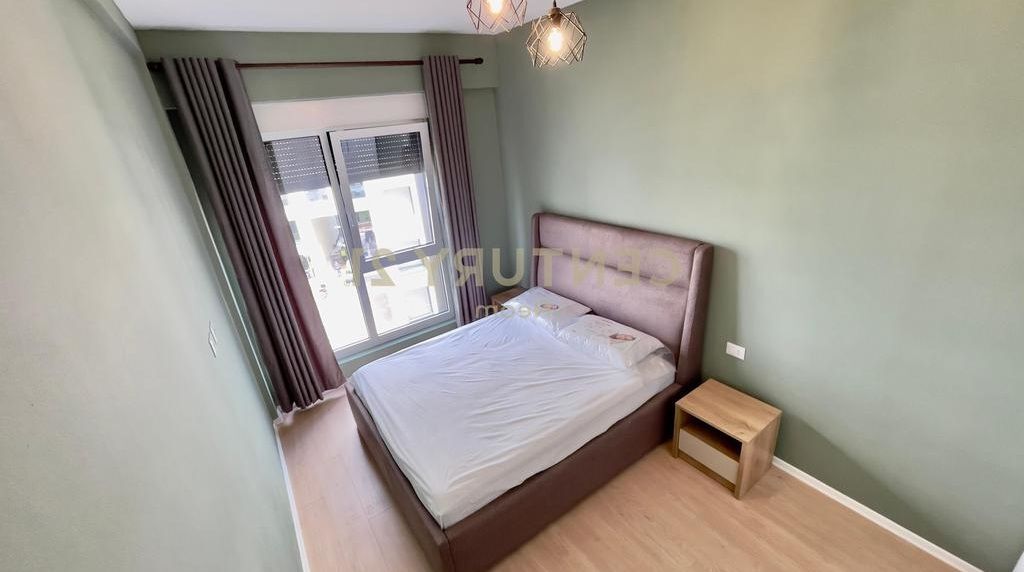 APARTAMENT MODERN ME QERA 2+1+2 te MAGNETI