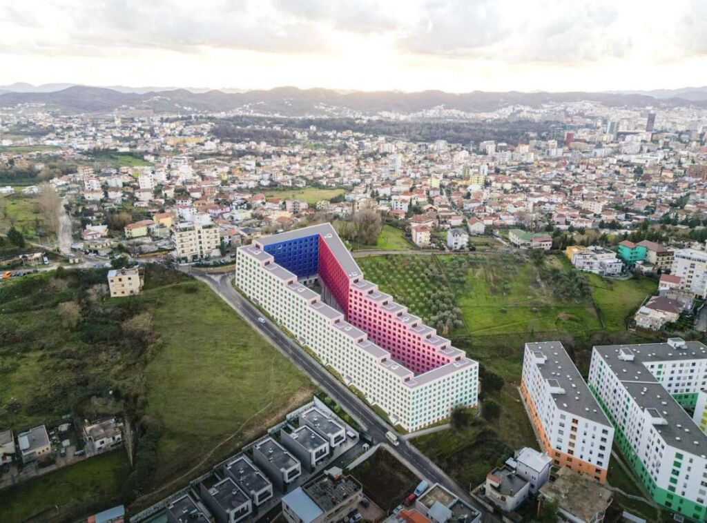 Super 1+1 apartment for sale at Nokia residence!