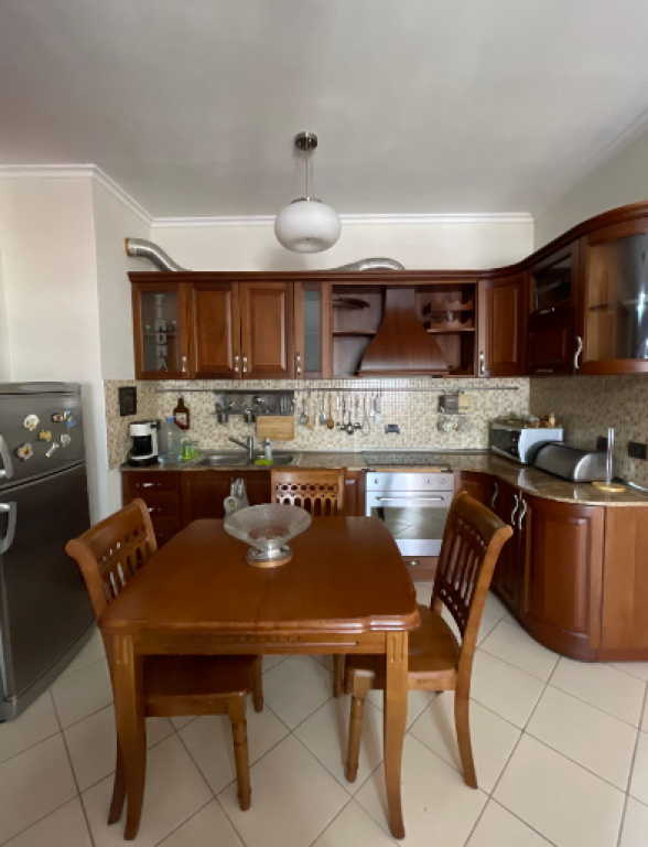 AFFITTASI APPARTAMENTO 1+1 📍 Via Kavaja – vicino a Delijorgji