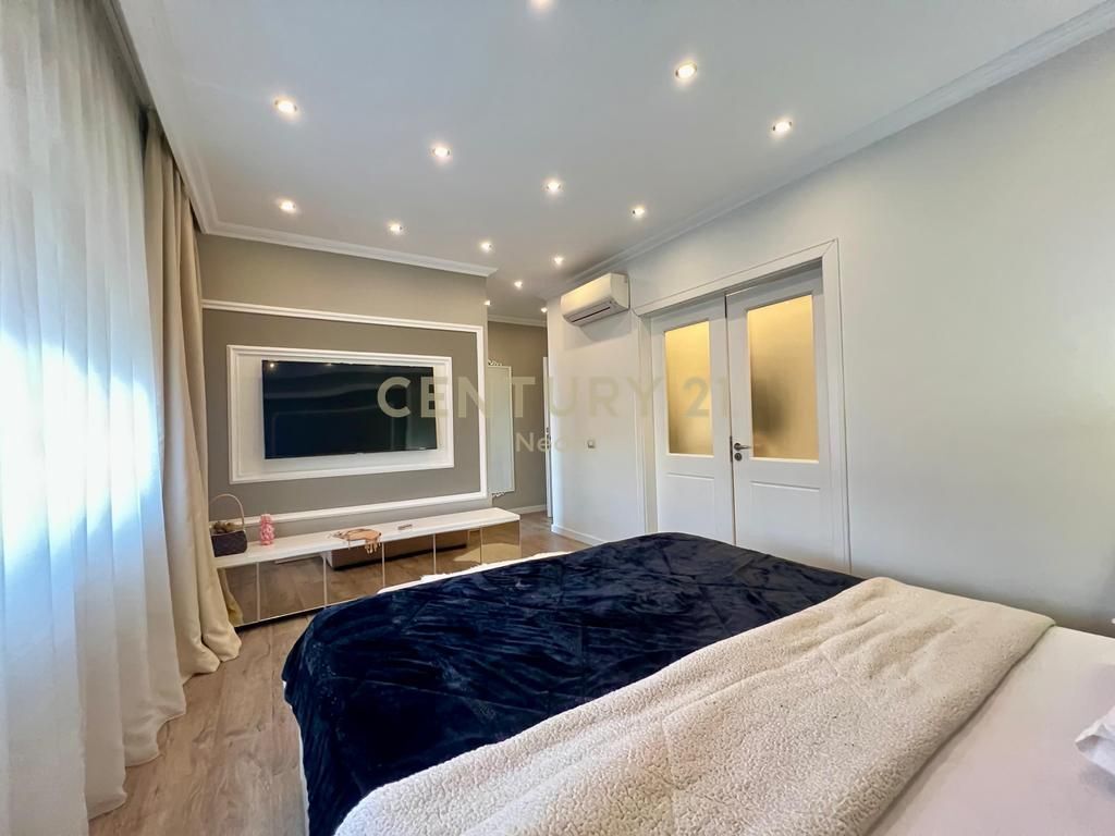 QIRA, APARTAMENT MODERN 2+1+2 me 2️⃣ POSTE PARKIMI‼️