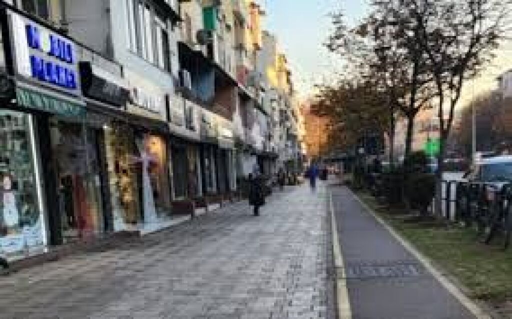 MUHAMET GJOLLESHA, COMMERCIAL PREMISES FOR SALE