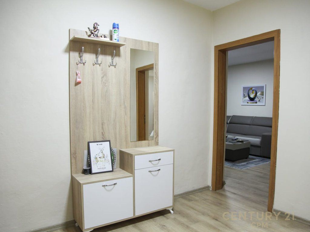 FOR RENT APARTMENT 2+1 NEAR PEDIATRICS