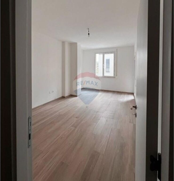 Relux Residence rents 2+1 Shkoze !